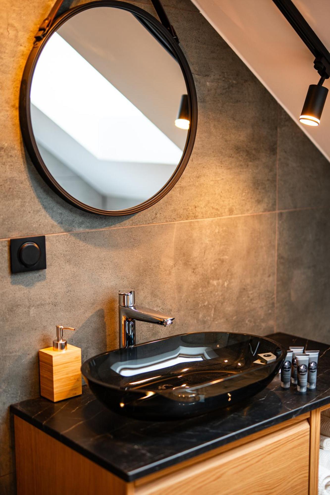 Apartamenty Kórnik Exteriör bild